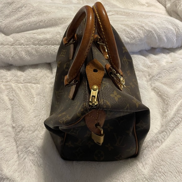 Louis Vuitton handbag - Picture 3 of 9